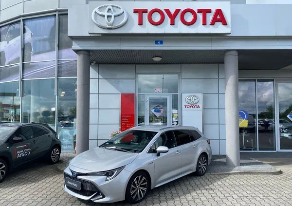 toyota Toyota Corolla cena 113900 przebieg: 49605, rok produkcji 2021 z Lewin Brzeski